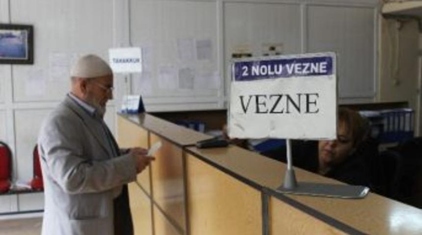 Sarı&ccedil;am'da Vezneler Haftasonu A&ccedil;ık