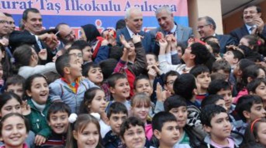 Vali Mutlu: Okulları Depreme Dayanıklı Hale Getiriyoruz