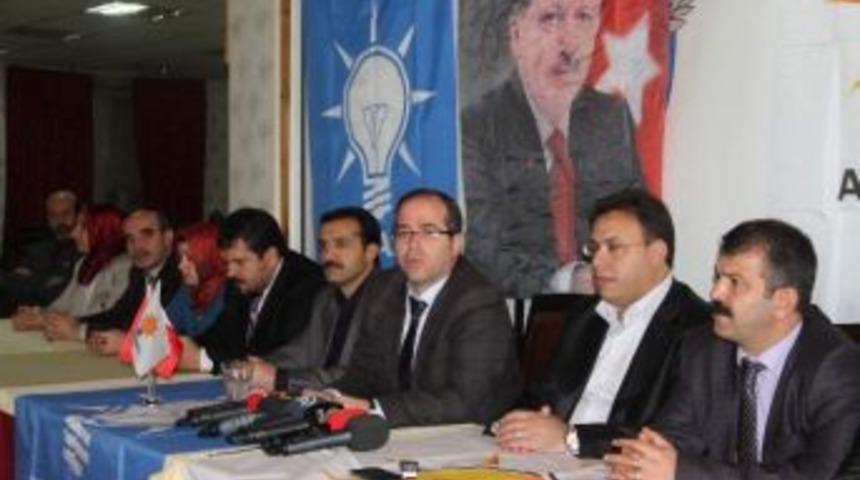 Ak Parti Diyarbakır İl Başkanı Alta&ccedil; Gazetecilerle Bir Araya Geldi