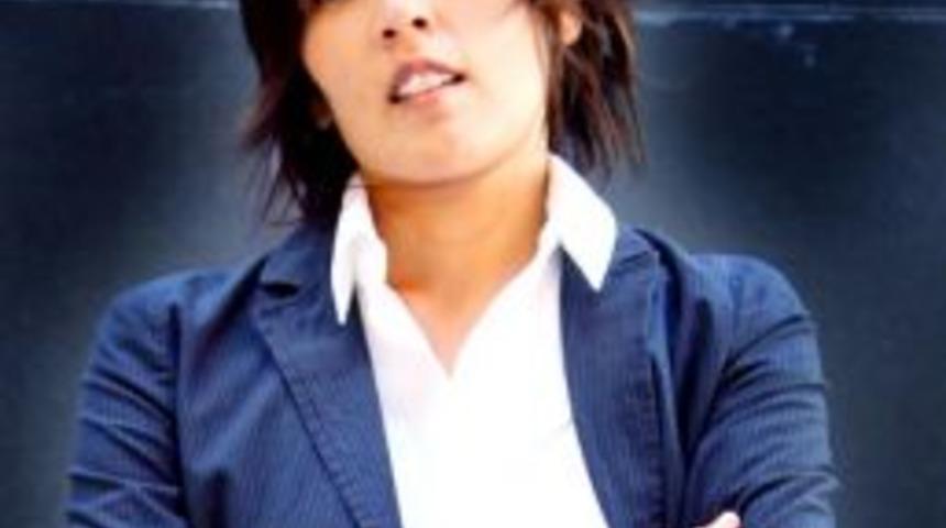 Tanita Tikaram, Bursa'da M&uuml;zikseverlerle Buluşuyor