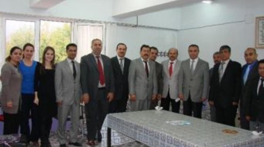 D&ouml;rtyol Kaymakamı Soyt&uuml;rk Okul İnşaatlarını Denetledi