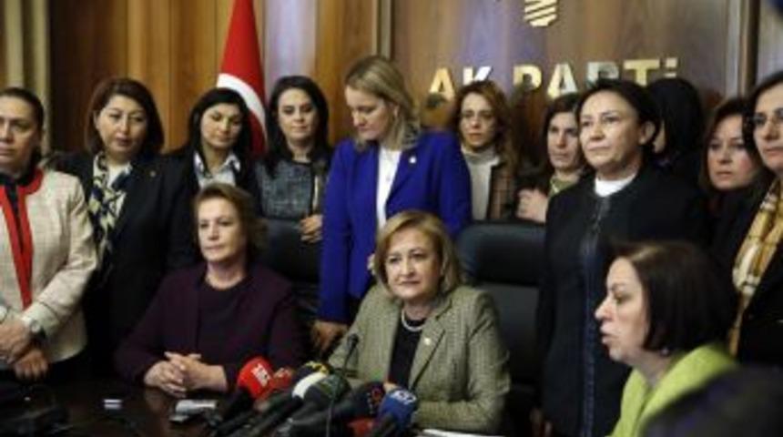 AK Partili Satır: CHP&rsquo;li Kadın Vekiller Bu Terbiyesizce Hareketi Kınamalı