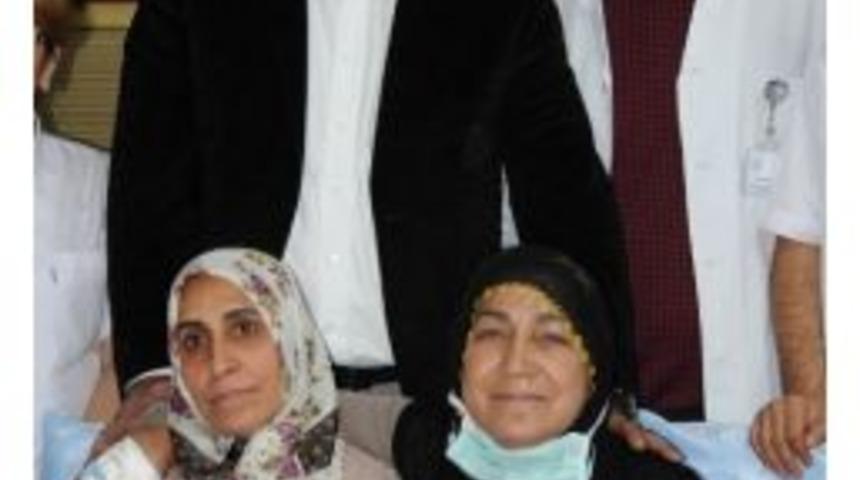 Kumasına b&ouml;breğini verdi