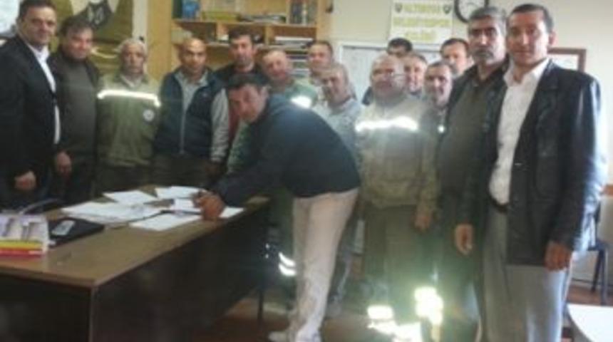 Altınovalı iş&ccedil;iler Hizmet-İş&rsquo;li oldu