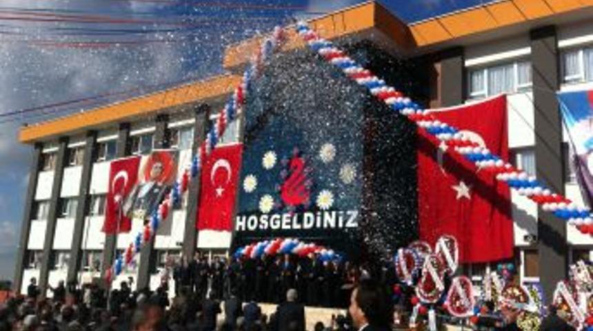 Turgutlu'da &Ouml;zel Zirve G&uuml;nd&uuml;zalp Ortaokulu A&ccedil;ıldı