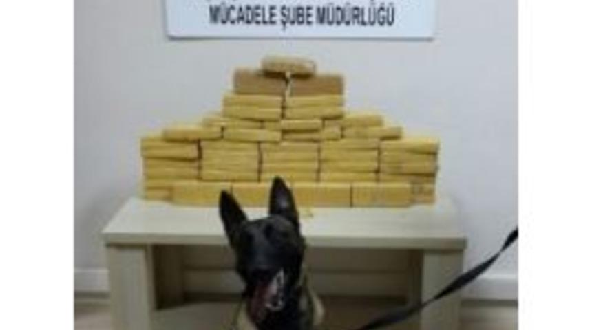 Kars&rsquo;ta 25 Kilo Eroin Ele Ge&ccedil;irildi