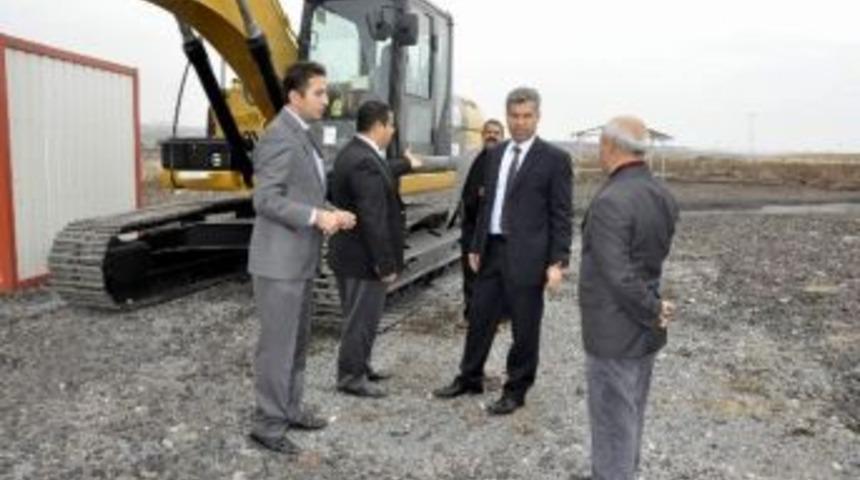 Siverek Kaymakamlığı Yeni İş Makinesi Aldı