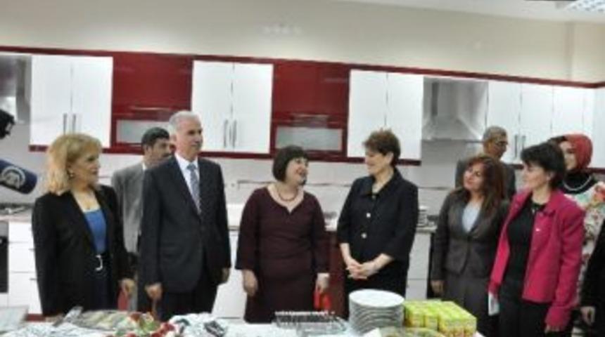 K&uuml;&rsquo;de Beslenme İlkeleri Uygulama Laboratuvarı A&ccedil;ıldı