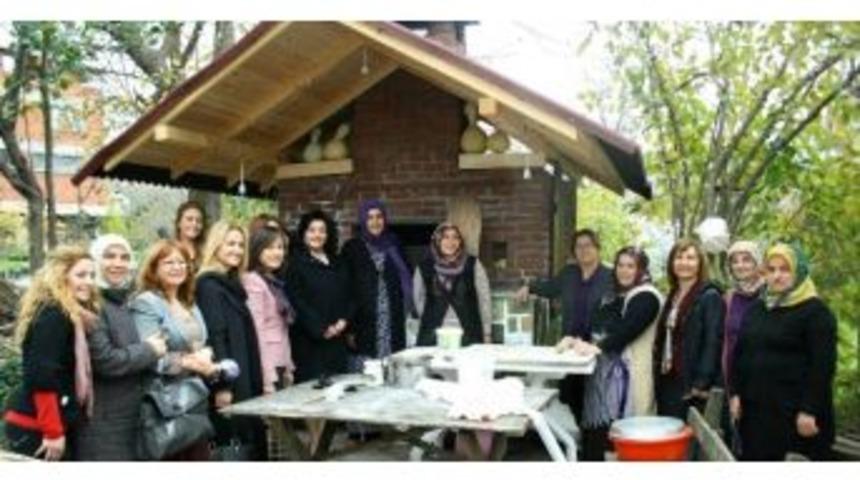 Vali Civelek'ten Girişimci Kadınlara Ziyaret