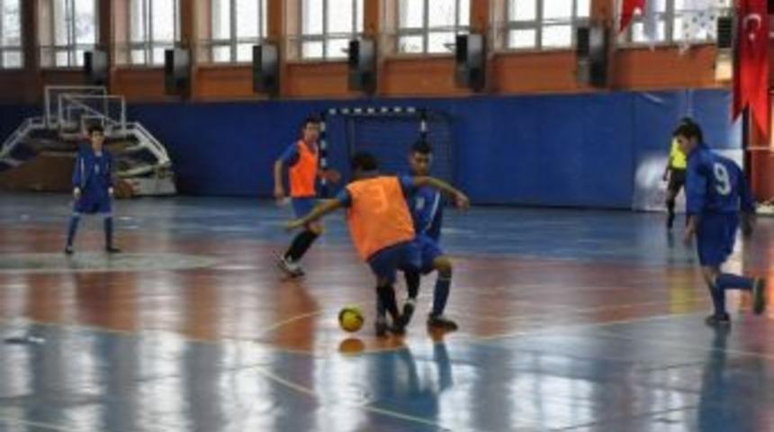 Manisa'da Okul Sporları Başladı