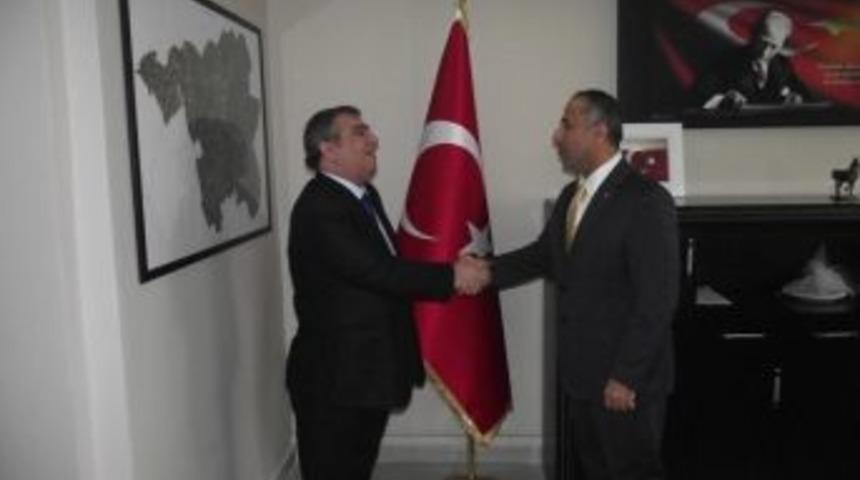 Muratlı'ya Atanan Tapu M&uuml;d&uuml;r&uuml; G&ouml;revine Başladı