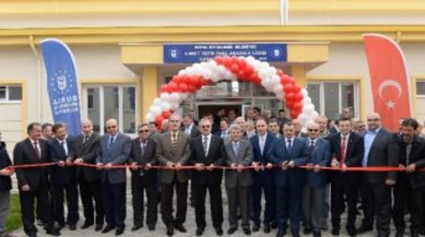 B&uuml;y&uuml;kşehirden Bir Spor Salonu Daha