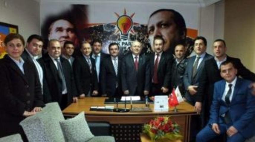 Başkan Adayı Kalay&rsquo;a Davullu Karşılama