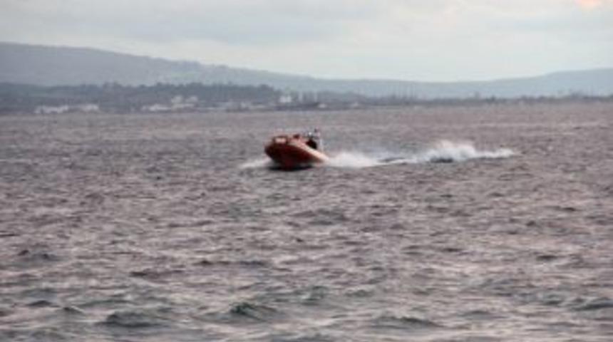 Boğazda Bulunan Cismin Mayın Olup Olmadığı Araştırılıyor