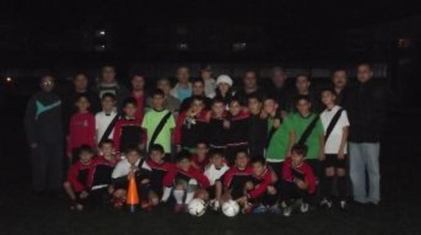 Gen&ccedil; Efeler&rsquo;in Velileri Memnun