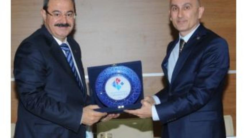 Hasan Kalyoncu &Uuml;niversitesi&rsquo;nde &lsquo;doğu-g&uuml;neydoğu İ&ccedil;in Doğru S&uuml;rd&uuml;r&uuml;lebilir Kalkınma Modeli Arayışı&rsquo; Konulu Panel D&uuml;zenlendi