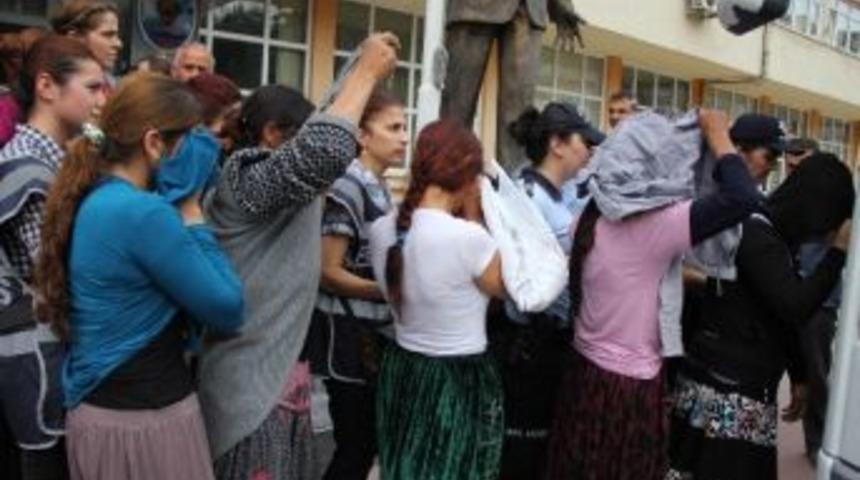 Evlerden Hırsızlık Zanlısı 17 Kişi Tahliye Oldu