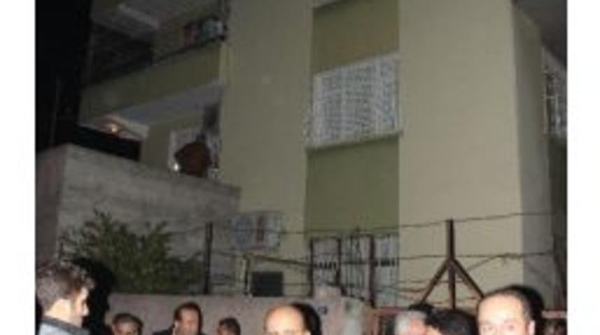 3 &Ccedil;ocuk Annesi Evinde &Ouml;ld&uuml;r&uuml;lm&uuml;ş Bulundu