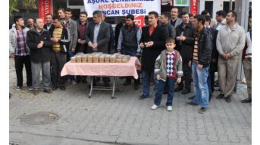 Memurlar Vakfı, Kamu Kurumlarına Aşure Dağıttı