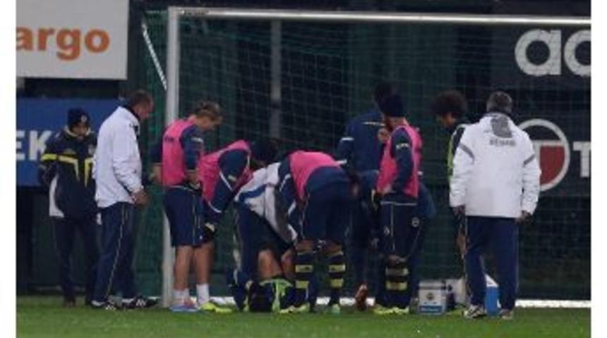 Fenerbah&ccedil;e&rsquo;de Emre Bel&ouml;zoğlu Şoku