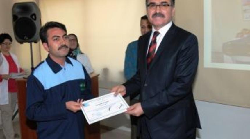 Ruh Sağlığı Merkezi'nde Tedavi Olan Hastalar Girişimcilik Sertifikası Aldı