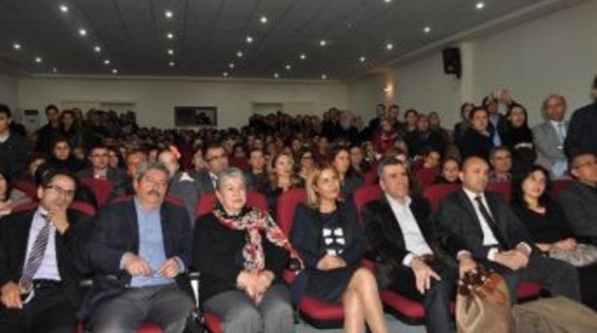 Doğan Cüceloğlu Demirci’de Konferans Verdi