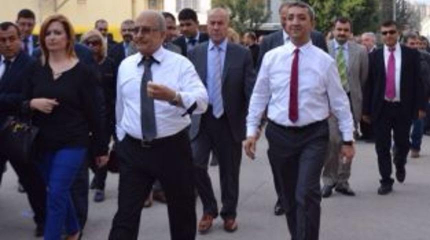 Serkan Akkoyuncu ile Burhanettin Kocamaz esnaf gezdi