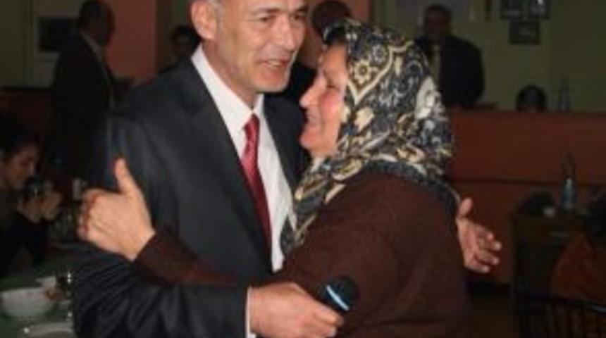 Nuri Hocaoğlu meydanlarda