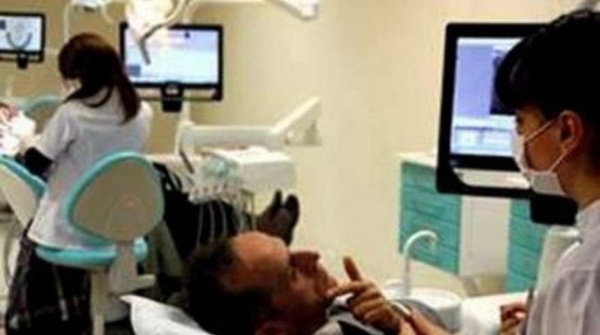 Diş Hekimleri Problemlerine &Ccedil;&ouml;z&uuml;m Bekliyor