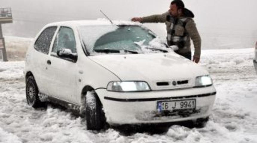 Uludağ'da Kar Kalınlığı 10 Santimetre