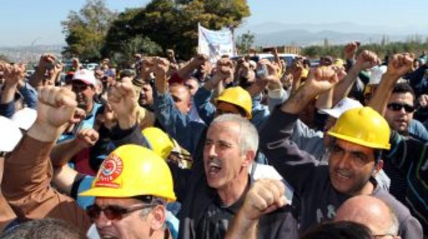 Enerji Ve Maden Iş&ccedil;ileri 74 G&uuml;nd&uuml;r Seslerini Duyurmaya &Ccedil;alışıyor