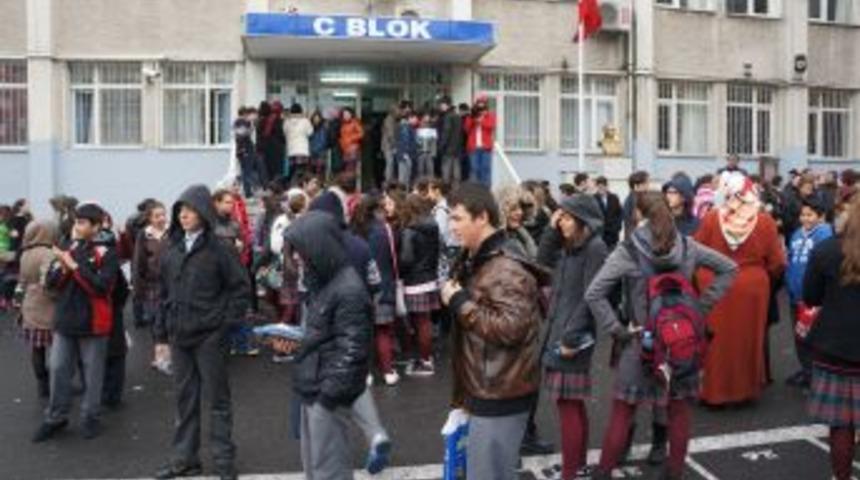 Merkezi Sınavların Ilk Maratonu Başladı