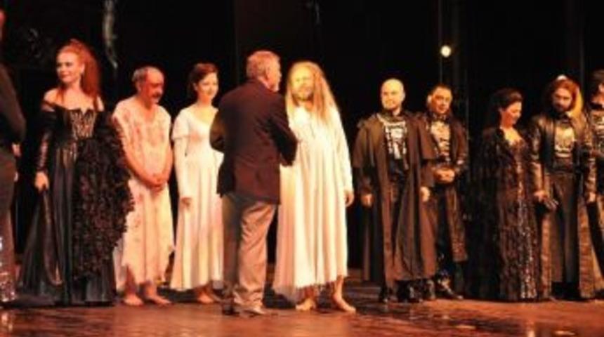 'kral Lear' Ankara'yı Fethetti