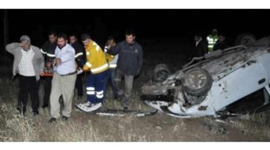 Otomobil Takla Attı: 3 Yaralı