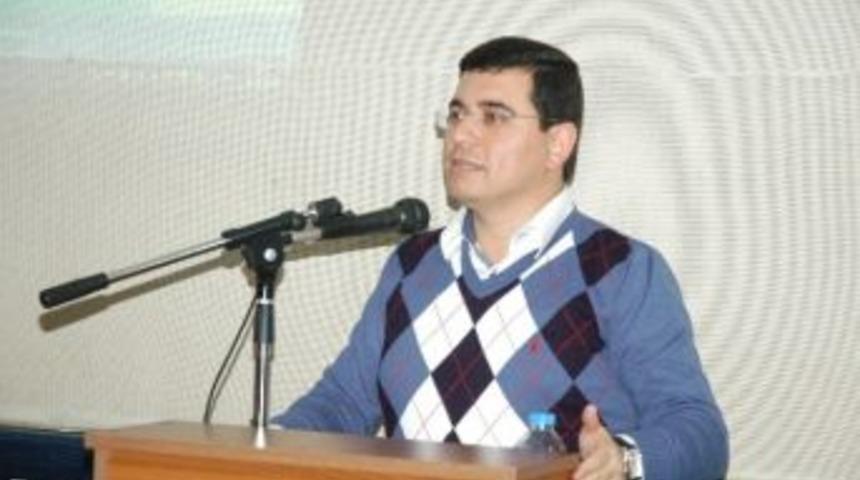 Başkan T&uuml;t&uuml;nc&uuml; Siyaset Akademisi'nin Konuğu Oldu