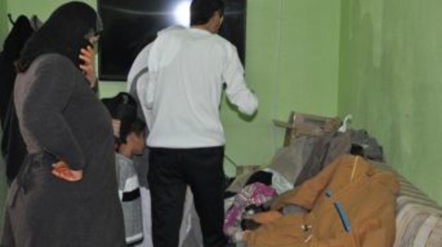 Hayırsever Vatandaş&rsquo;tan Engellilere Giyim Yardımı