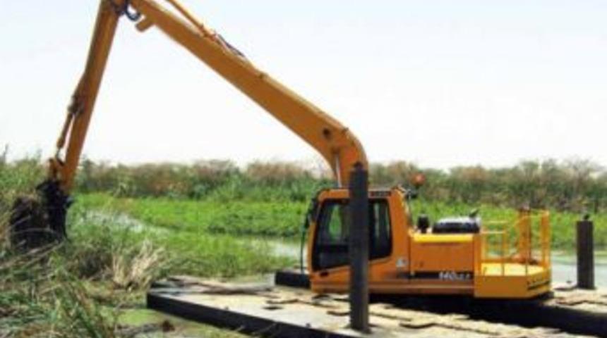 İzmir&rsquo;de Dereler 'y&uuml;zer-gezer Gemi' Ile Temizlenecek