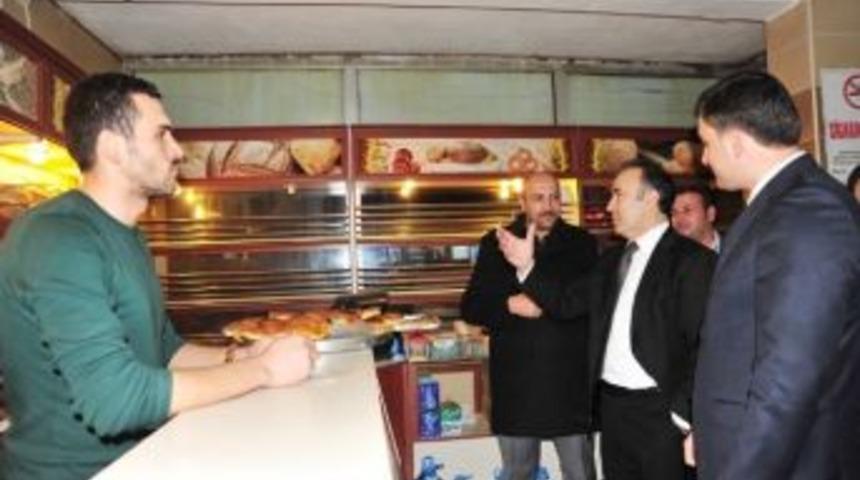 Askıda Ekmek Uygulamasına Vali Altıparmak&rsquo;tan Destek&hellip;