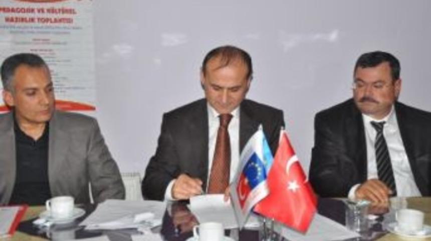 &Ccedil;anakkale&rsquo;de Pedagojik Ve K&uuml;lt&uuml;rel Hazırlık Toplantısı Yapıldı