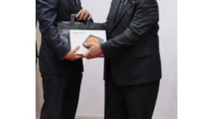 Boz&uuml;y&uuml;kl&uuml; &Ouml;ğretmen Hakan Yandım'ın Başarısı