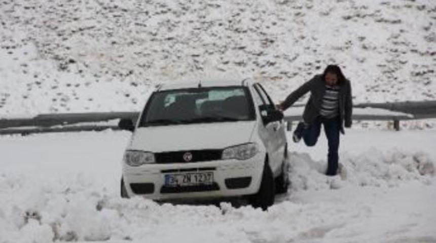Paland&ouml;ken&rsquo;de Kar Kalınlığı 10 Santimetreye Ulaştı
