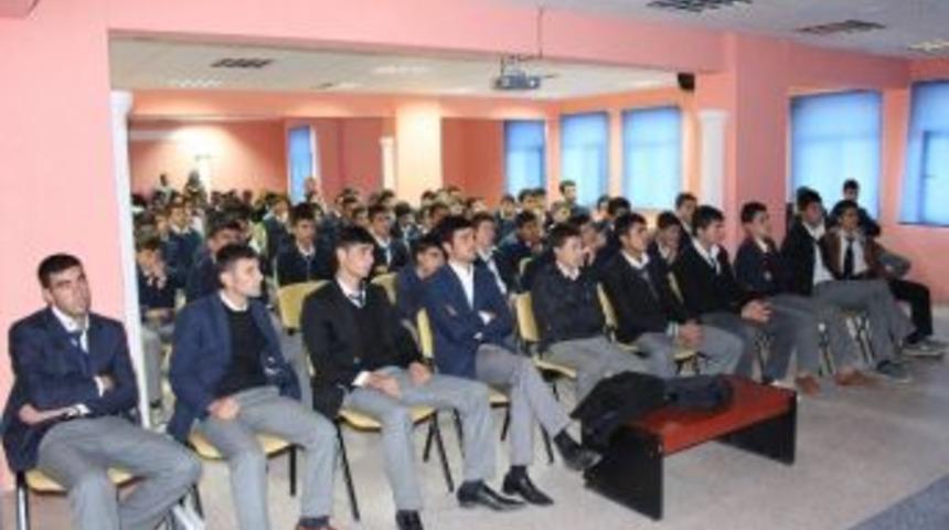 Samsatlı &Ouml;ğrenciler Uyuşturucu Konusunda Uyarıldı