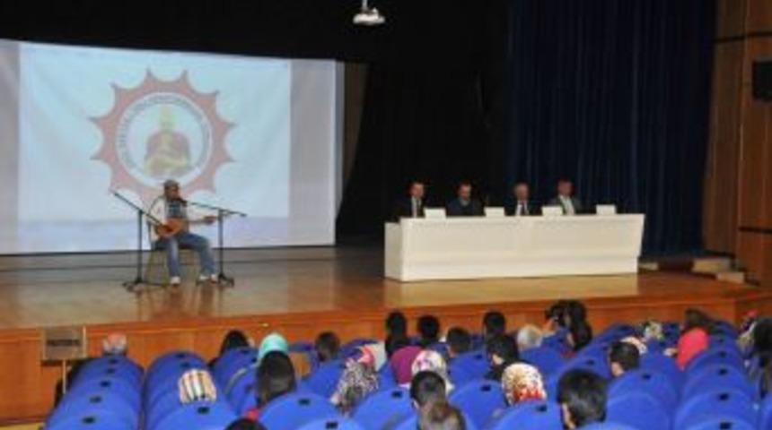 &Ouml;M&Uuml;'de "Hacı Bektaş-ı Veli D&uuml;ş&uuml;ncesinin Evrenselliği" Anlatıldı