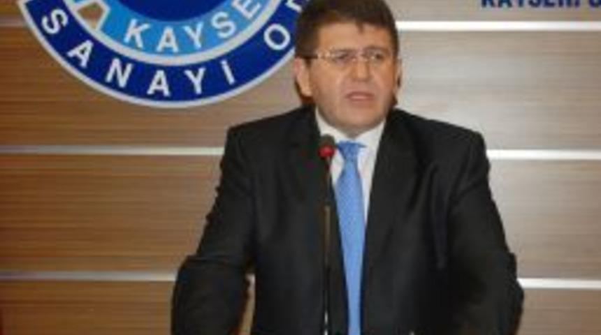 Sanayici, Sekt&ouml;rle Ilgili Dedikodulardan Rahatsız