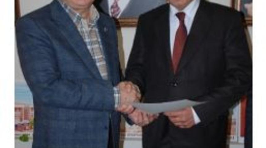 Ak Parti Yumurtalık İl&ccedil;e Başkanlığına Karnas Getirildi