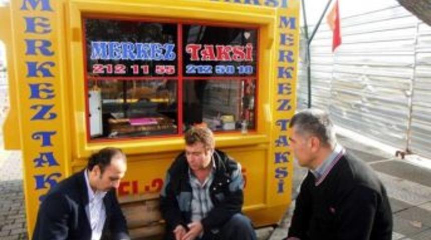 Ak Parti'li Turgut Aydın Esnafının Sorunlarını Dinledi