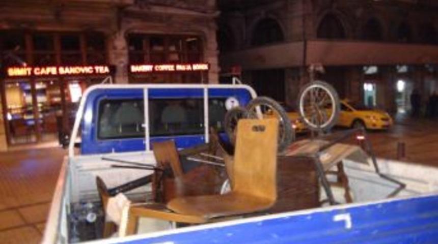 İstiklal Caddesi&rsquo;nde Işportacı Operasyonu