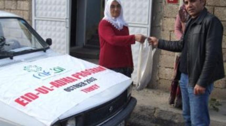 200 Fakir Aileye Et Dağıtıldı