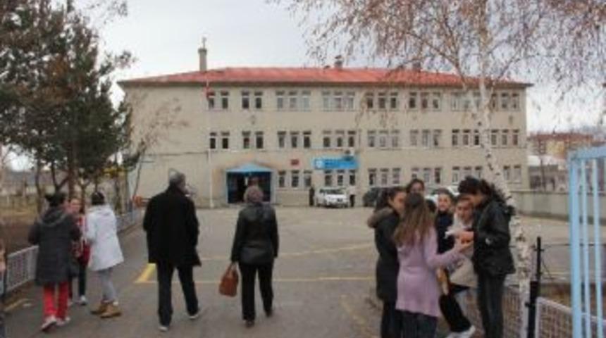 Erzurum&rsquo;da Orta&ouml;ğretim &Ouml;ğrencilerinin Sınav Heyecanı