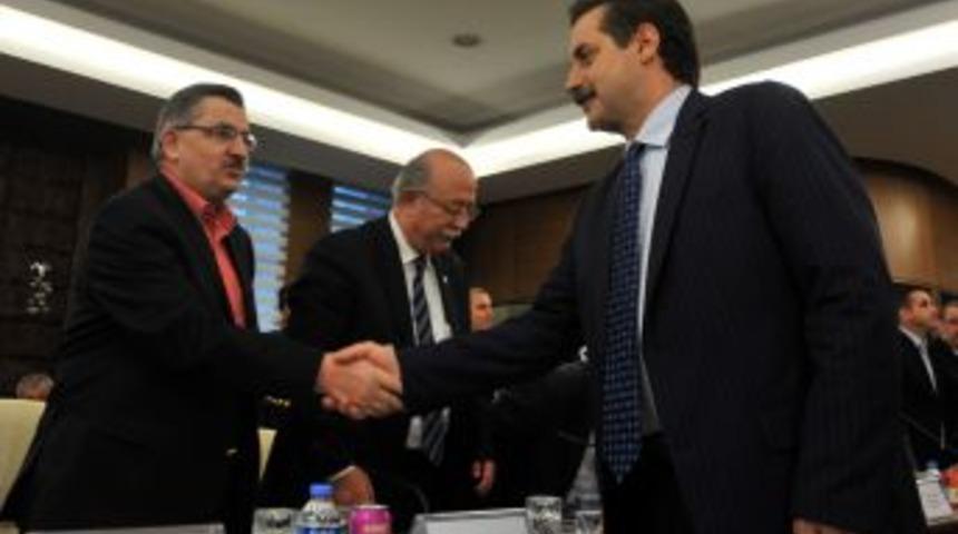 H&uuml;k&uuml;metle Memurlar Arasındaki Toplantı Başladı